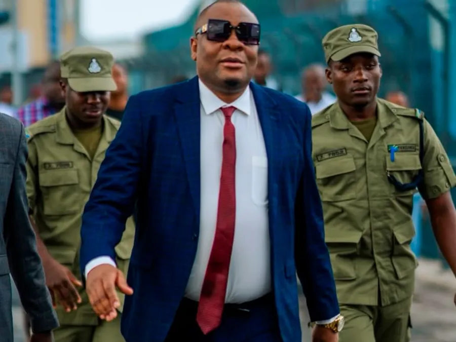 Baba Levo akiwasili eneo la tukio